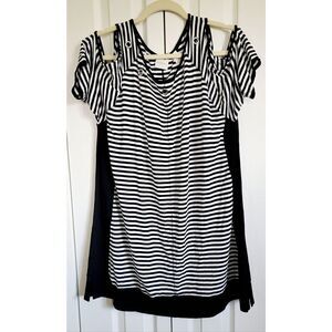 Chico's 3 Zenergy Cold Shoulder Top Black White Stripe Stretch Fit‎ SS Slimming